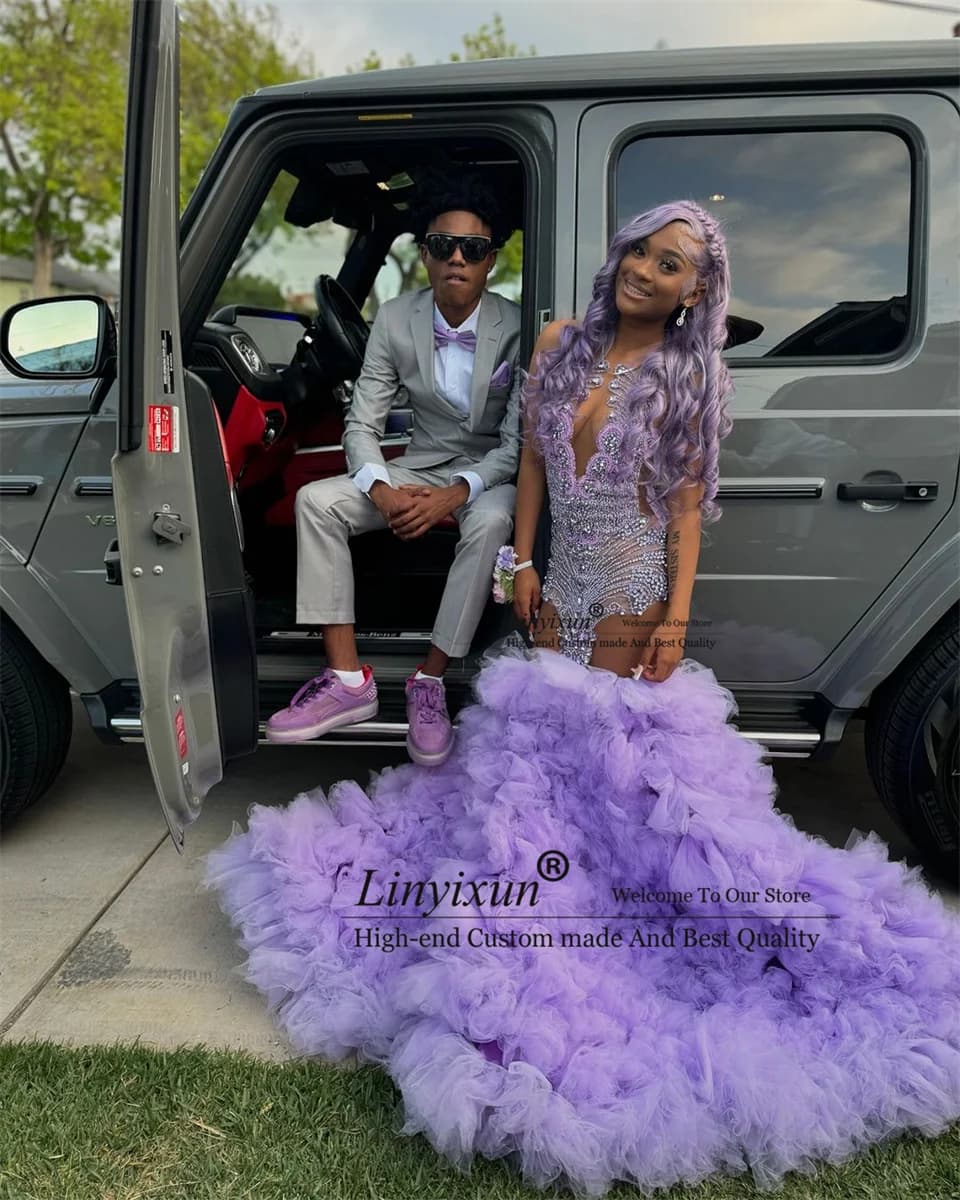 Abito da ballo di lusso con volant color lavanda scintillante per ragazze nere Abito da gala formale con sirena in rilievo con strass e diamanti personalizzati