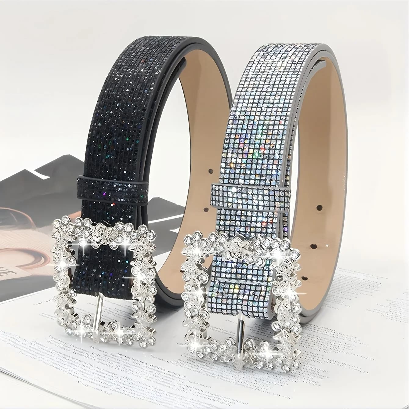 Cintura da donna in PU con strass lucidi e fibbia in metallo - Elegante complemento casual chic per feste, sport e abbigliamento casual
