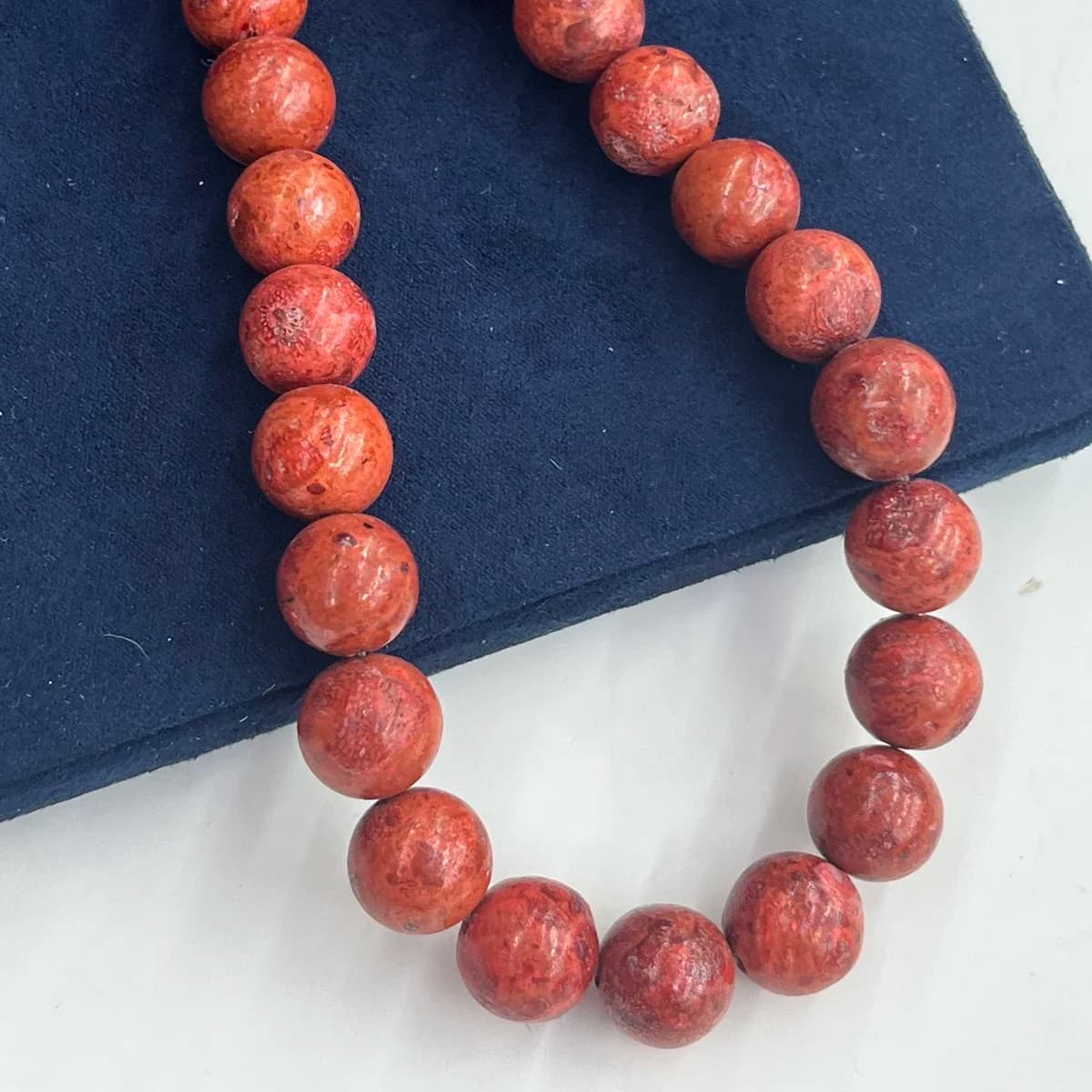 Perline di conchiglia rotonde rosse da 10 mm d'acqua dolce naturale squisita creazione di gioielli fai da te collana braccialetto orecchini accessorio regalo di nozze