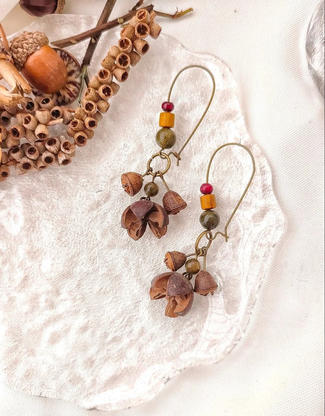 Orecchini con piante sorridenti - Orecchini con perline di legno di frutta secca naturale, eleganti orecchini fatti a mano dallo stile lungo per le donne-Stile INS