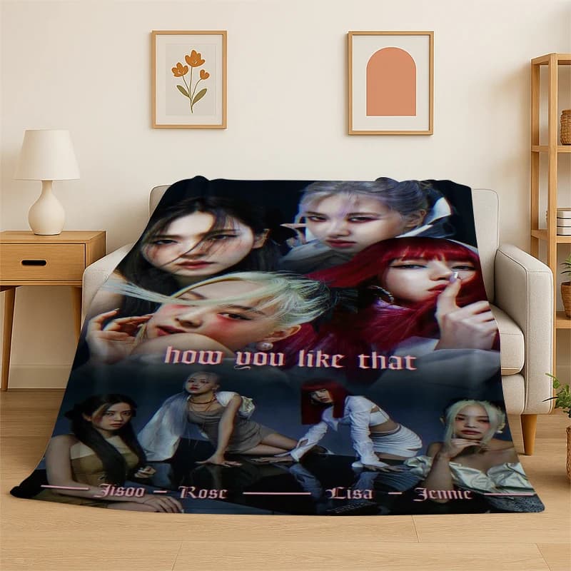 Coperta in flanella Fashion B-Black P-Pink Kpop Star, morbida e calda, per camera da letto, soggiorno, letto, viaggi, campeggio, picnic, bambini
