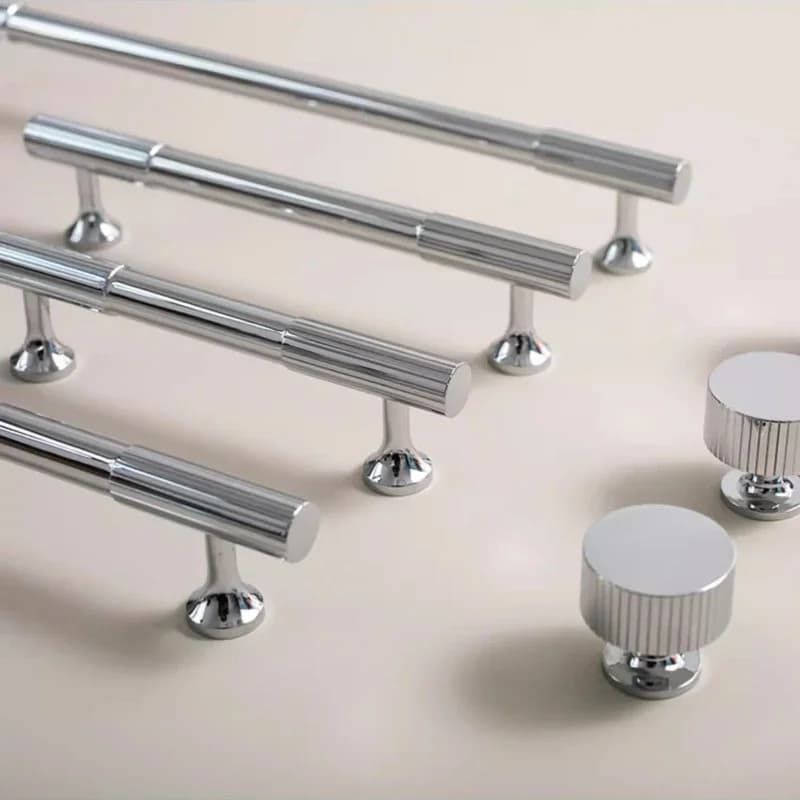 Maniglie per Cassetti in Ottone Massiccio Stile Moderno/Linee Verticali Cromate Lucide, Maniglia a T per Camera da Letto, Maniglia per Porta di Armadio da Cucina