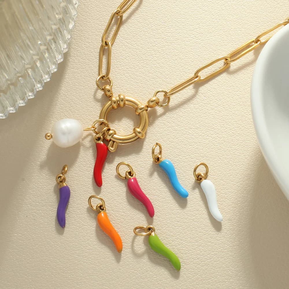 Popolare collana di perle di peperoncino in acciaio inossidabile Ciondolo piccolo fai-da-te Placcato sotto vuoto Catena con lucchetto in oro 18 carati