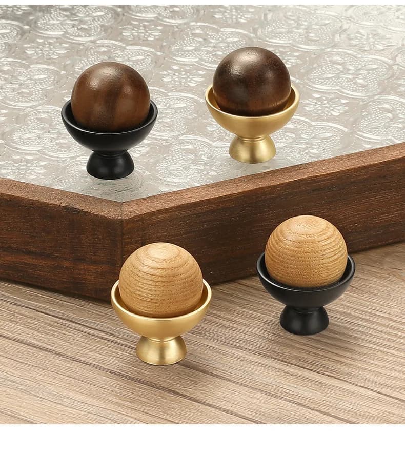 Maniglie per mobili in legno massello nordico Maniglie per porte del guardaroba Manopole per porte del guardaroba Cassetto a forma di palla in noce Armadio da cucina Maniglie per armadio Fai da te