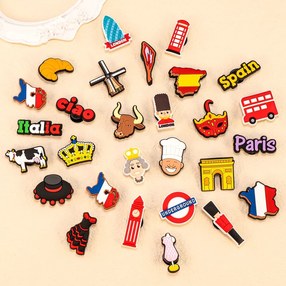 1-30pcs Cartoon stile europeo ciondoli per scarpe abito da ballo corona sandali accessori decorazioni per scarpe spille per bambino uomo donna ornamento
