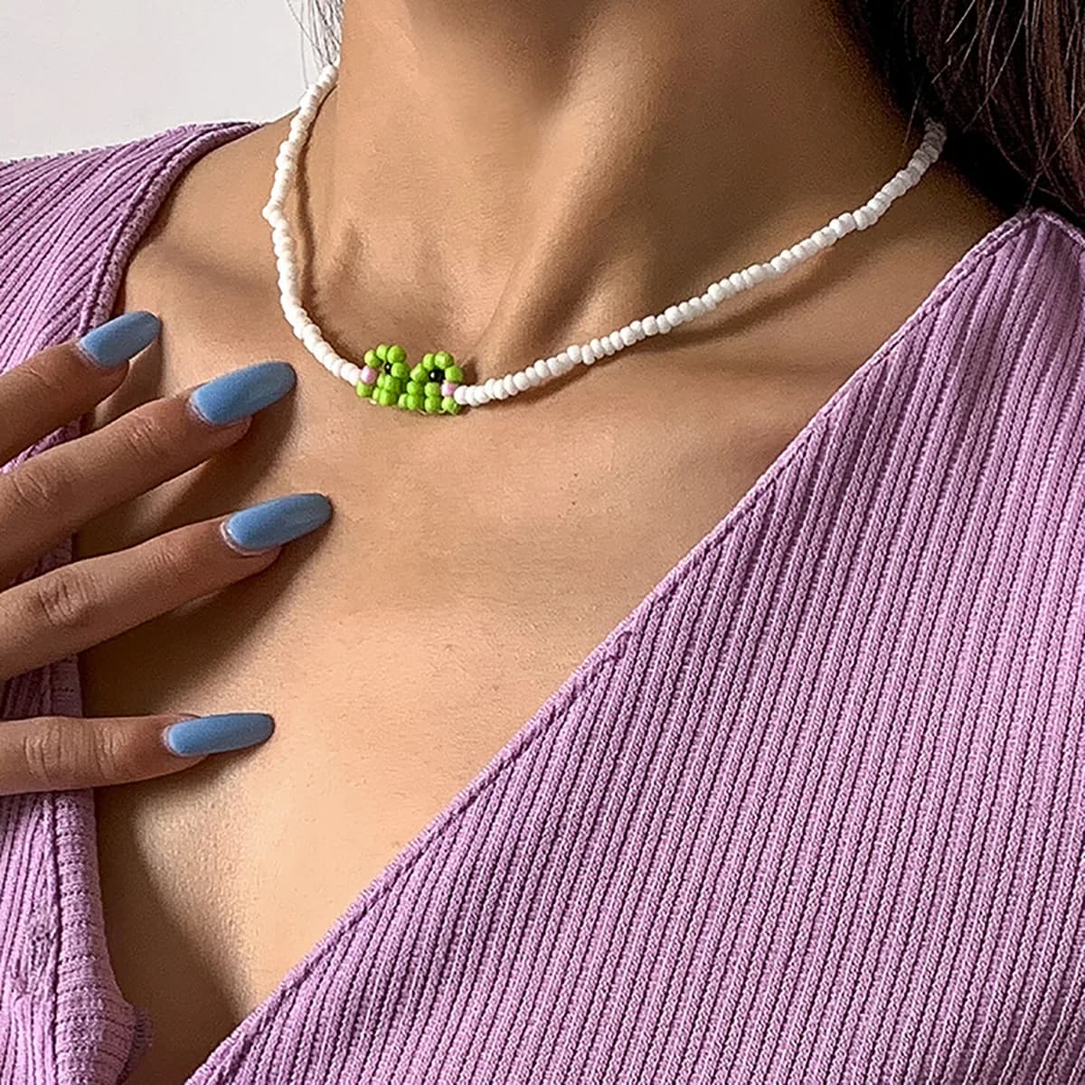Collana creativa a forma di rana intrecciata, collana girocollo alla moda con perline di riso, stile pastorale dolce e rinfrescante