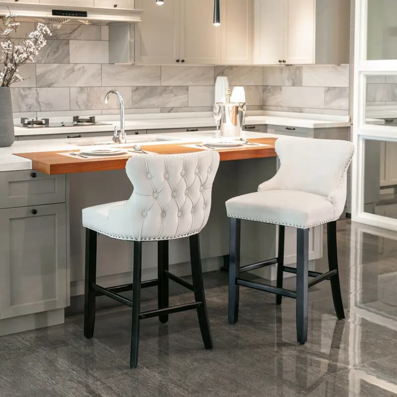A&A Furniture, Sgabelli da bar contemporanei con schienale alto, rivestiti in velluto, con decorazioni trapuntate a bottoni e gambe in legno e cromatura N
