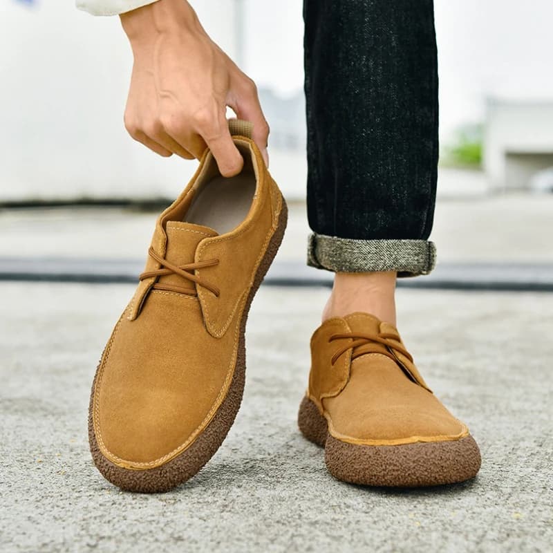 Scarpe da uomo nuove scarpe casual in pelle smerigliata autunno scarpe stringate da uomo leggere e comode scarpe da ginnastica da uomo scarpe oxford da esterno