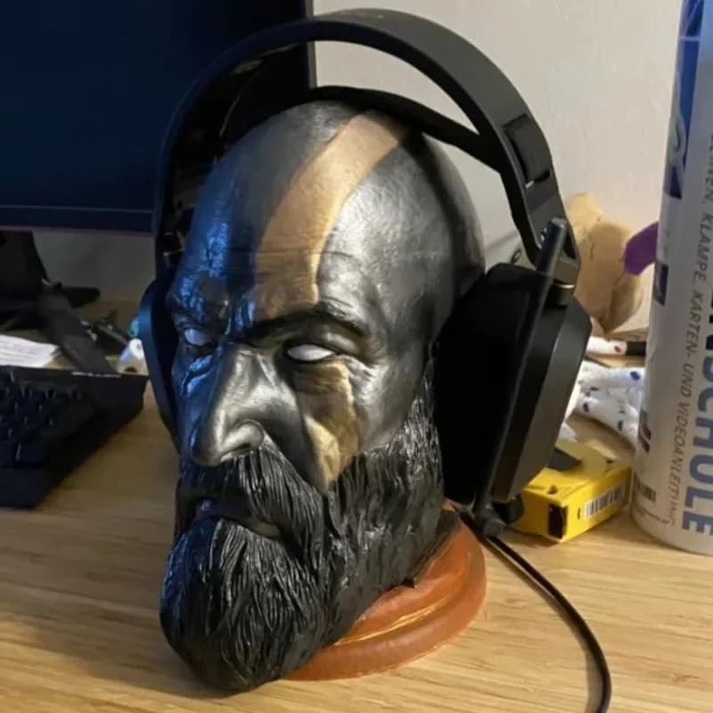 God of War Kratos Statua Personaggi del gioco Giocattoli Statua 3D Supporto per cuffie Supporto da scrivania Modello creativo Decorazione Decorazioni per la casa