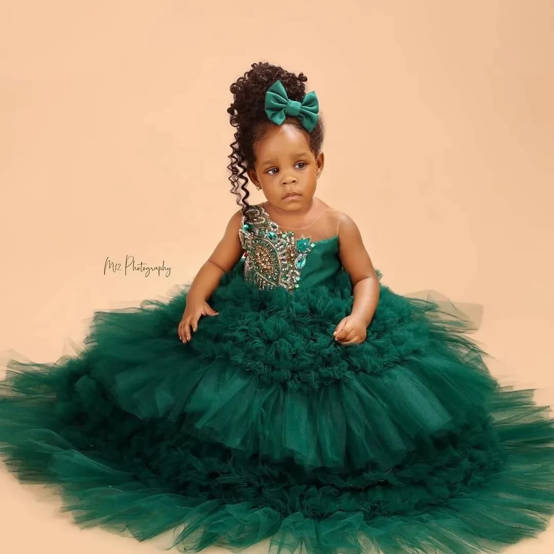 Abiti da ragazza di fiore verde smeraldo per applicazioni di pizzo da sposa Abito da prima comunione per festa di compleanno per ragazza in cristallo personalizzato