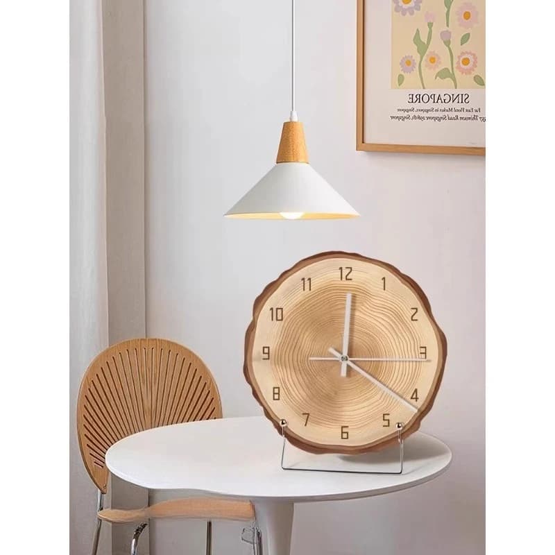 Decorazione da tavolo a pendolo con orologio artistico moderno e semplice da ristorante 2025 nuova pittura creativa con ornamento di orologio silenzioso