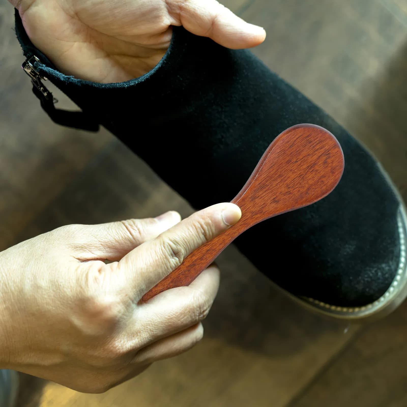 1Set Suede Shoe Brush High Density Soft Bristles Natural Wood Handle for Shoe Polishing Dust Removal Boot Cleaning Tools