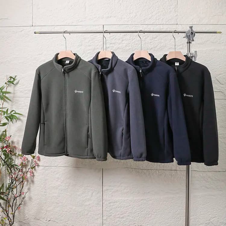 Thickened Fleece Winter Jacket for Couples Zipper Closure Outdoor Windproof Warm Casual Sweatshirt Stand Collar Polyester Fiber