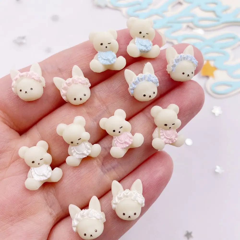 30 Pz Resina Kawaii Colorato 3D Mini Baby Bear Matrimonio Nail Art Flatback Pietra Scrapbook Figurine Gioielli FAI DA TE Accessori Artigianato