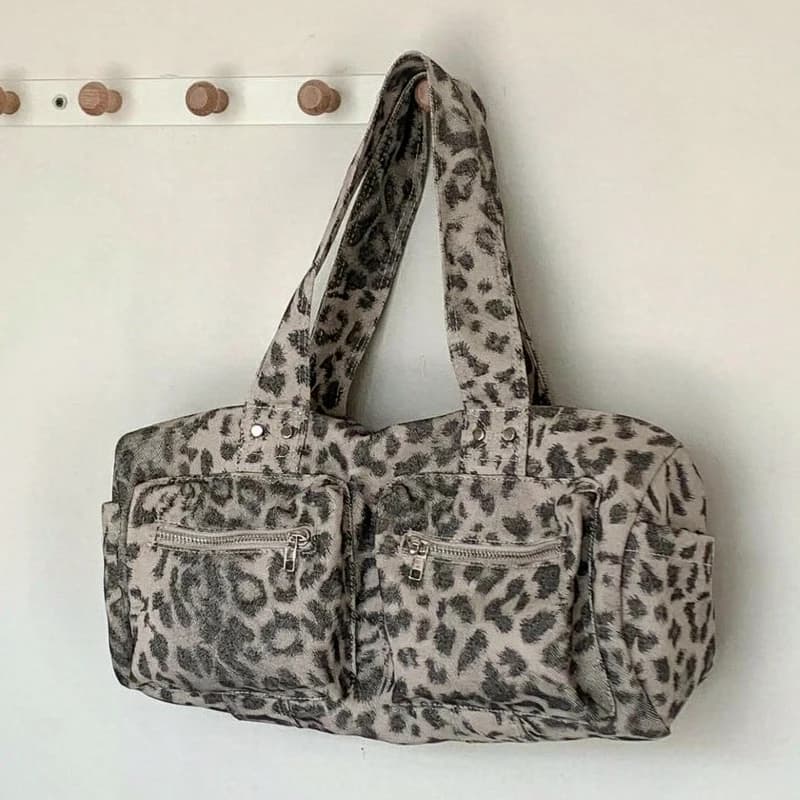 Casual Leopard Print Canvas Bag For Women Luxury Designer Handbag And Purse 2026 New In Multiple Pockets Rivet Underarm Shoulder
