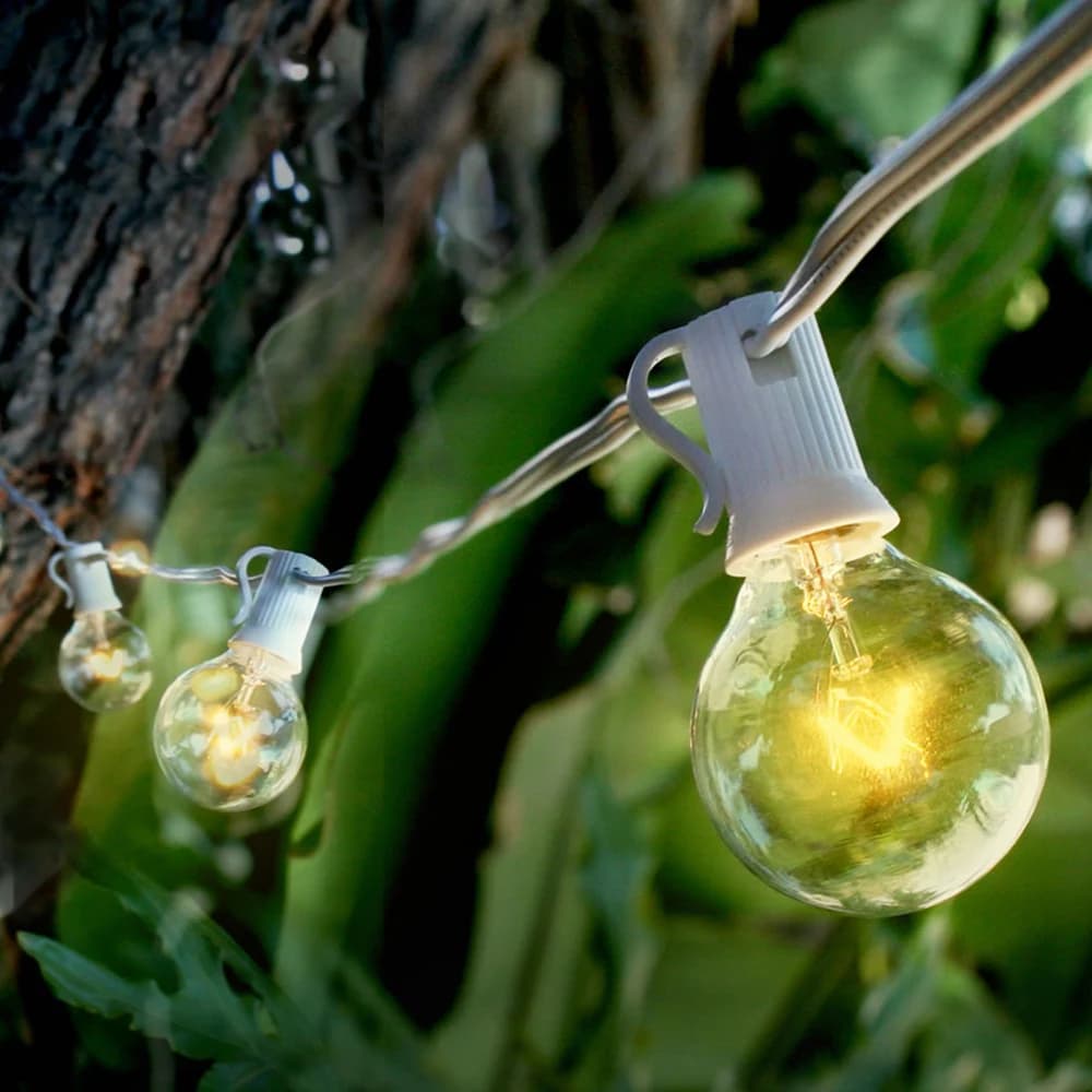 Luci a stringa con 25 lampadine G40 trasparenti da 8 metri, impermeabili per esterni, ideali per patio, bistrot, giardino, feste e decorazioni per il cortile.