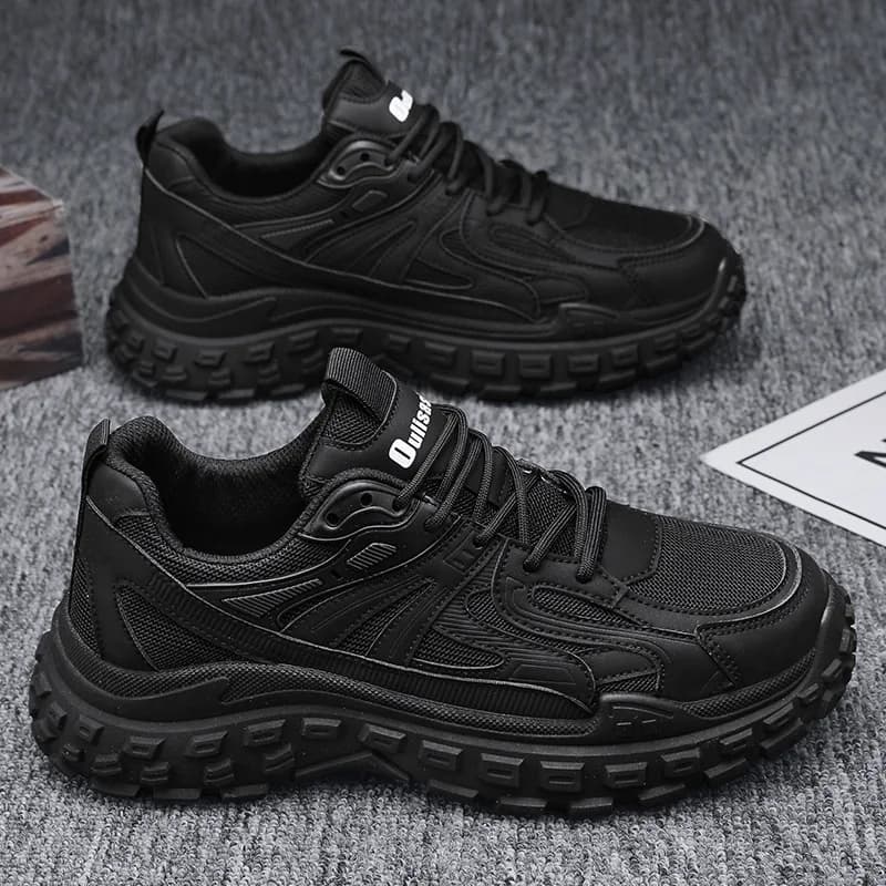 Men's shoes 2026 new black sports casual wear resistant and durable labor protection trendy shoes