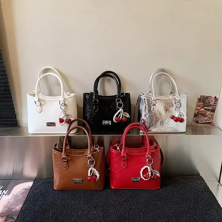 2026 New Women's Premium Textured Shoulder Bag Premium Niche Handbag Solid Color Versatile Casual Women's Bag