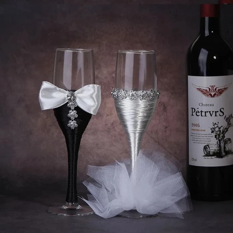 Set di bicchieri da vino per matrimonio creativo in stile occidentale con decorazione in pizzo Bicchieri con piedi alti Bicchieri da champagne Regali di nozze