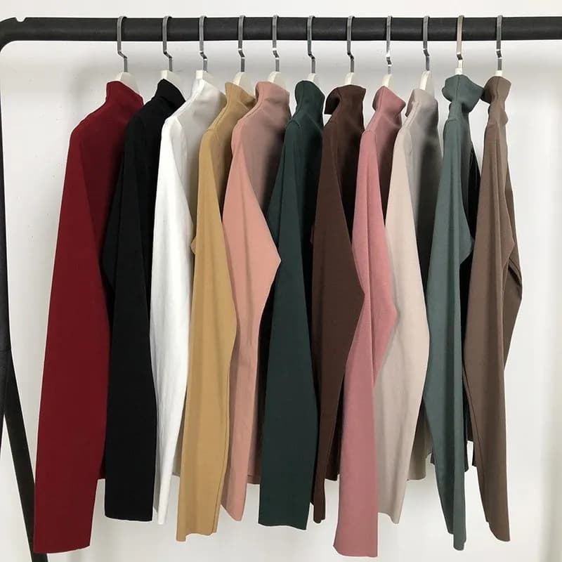Maglietta a Maniche Lunghe Slim Fit, Collo Alto Versatile, Stile Casual da Donna, Tessuto Comodo, Traspirante ed Elastico per Primavera e Autunno