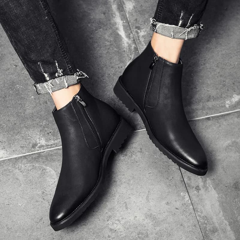 Stivaletti Chelsea alla moda da uomo Stivaletti in morbida pelle Stivali da uomo stile britannico Calzature di marca Nero A235