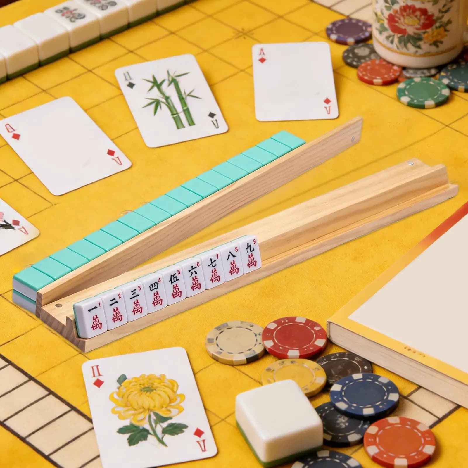 Set di 4 Supporti Antiscivolo in Legno per Mahjong con Spingitori, Portatili, per Adulti, Famiglia, Campeggio, Feste e Giochi all'Aperto
