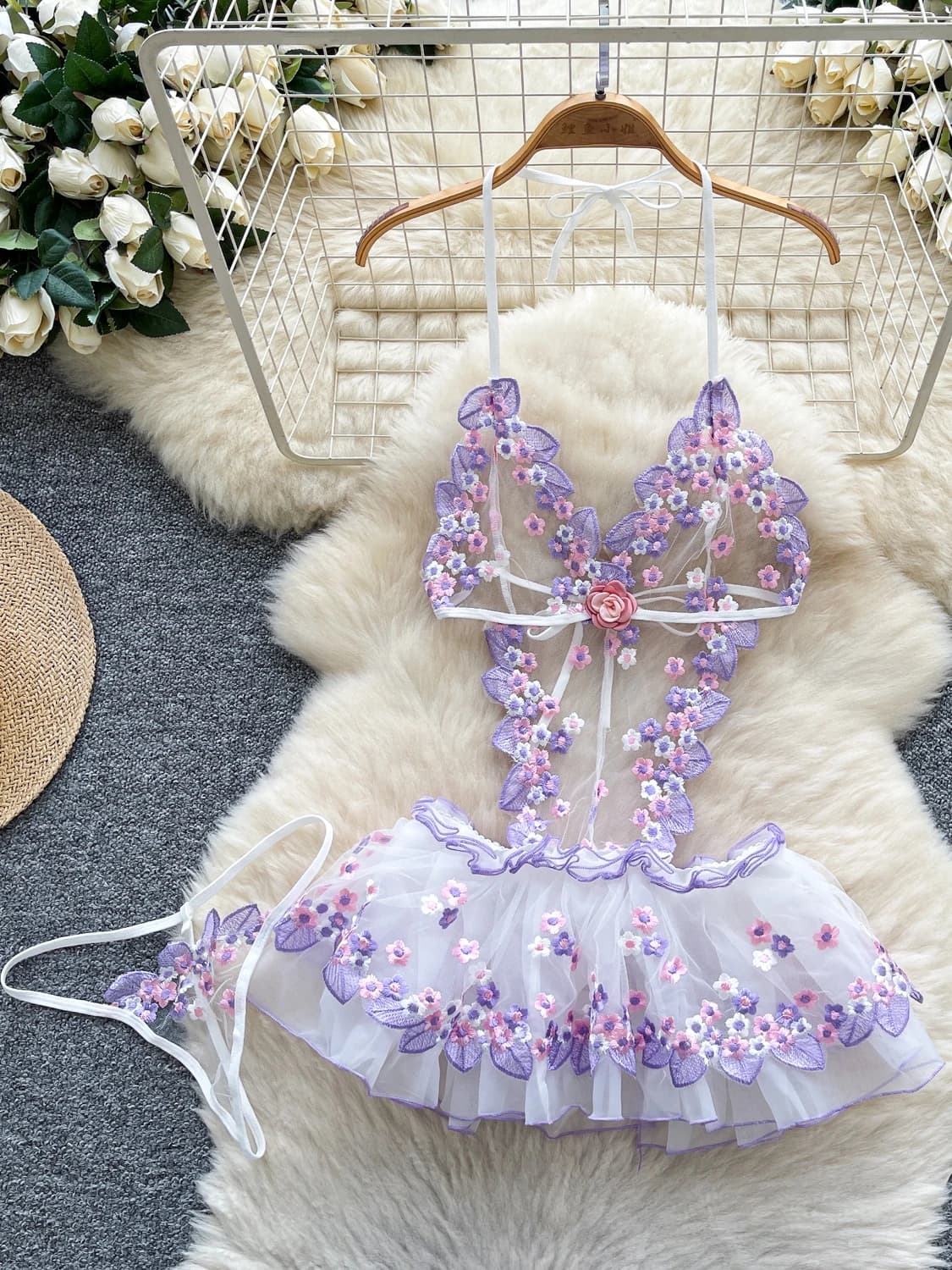 Abito Estivo Donna Nuovo Sexy in Rete Ricamata Stile Dopamina Senza Spalline, Gonna Corta a Vita Alta a Trapezio, Pura Seduzione