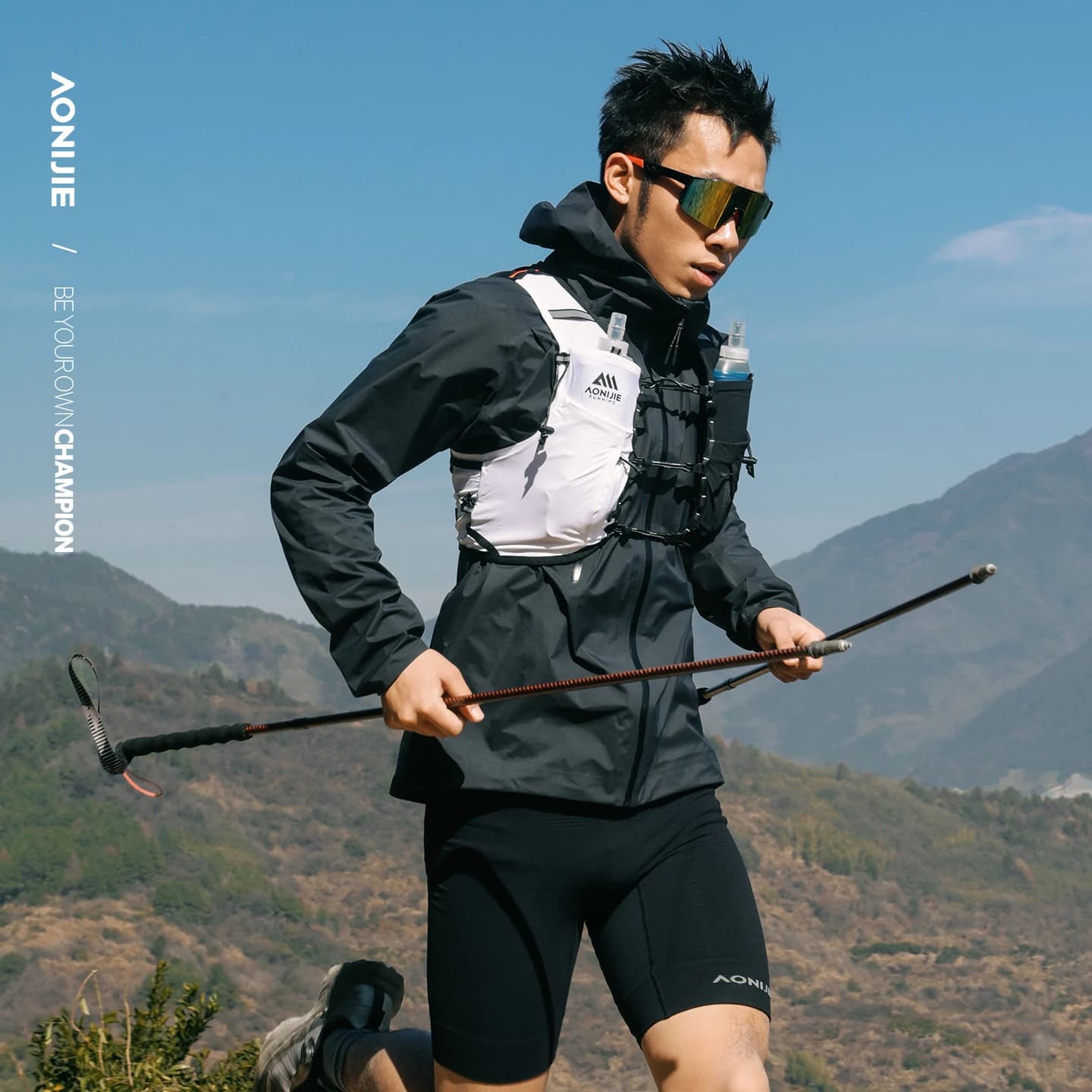 AONIJIE E4219 Bastoncini da Trekking Professionali in Fibra di Carbonio Pieghevoli Ultra-Leggeri per Escursionismo e Trail Running