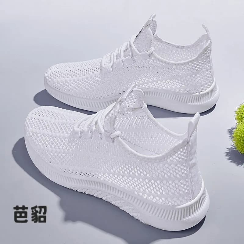 Women's Breathable Mesh Shoes Soft Bottom Flat Summer Dance Sneakers Thin Design Old Beijing Cloth Shoes Sporty Casual