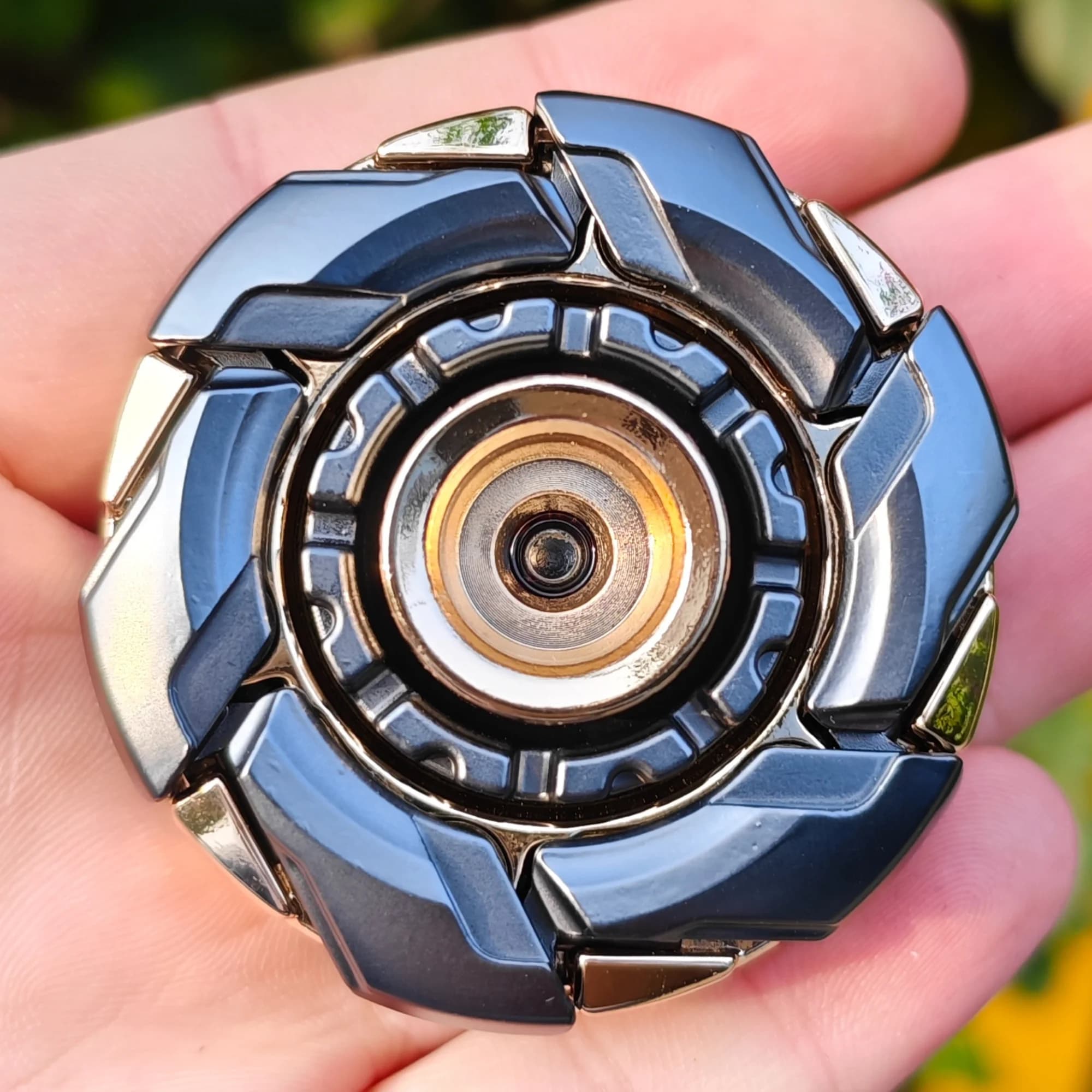 EDC Fidget Sliders Fidget Toys Sollievo dallo stress per adulti Metallo magnetico Fidgety Mood Buster Armatura aperta Spinning TopFidget Toys