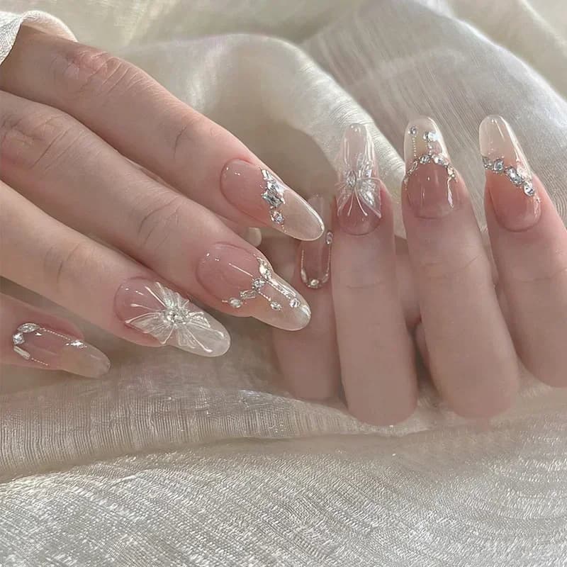 24 Fine Nail Pieces in Mandorla Made in Mano, Complete Cover, with Butterflies, Pearls and Diamonds, Unghie Finte Francesi Indossabili, Punte per Manicure Artistica