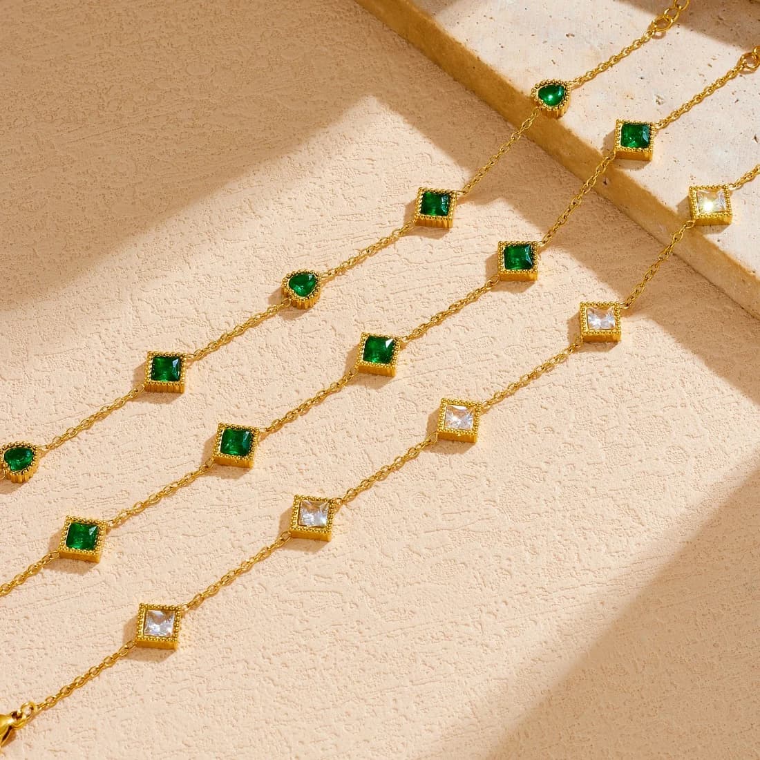 Bracciale a catena in acciaio inossidabile 316L con zirconi quadrati verdi e bianchi, gioiello vintage di personalità per donna e ragazza, nuovo regalo.