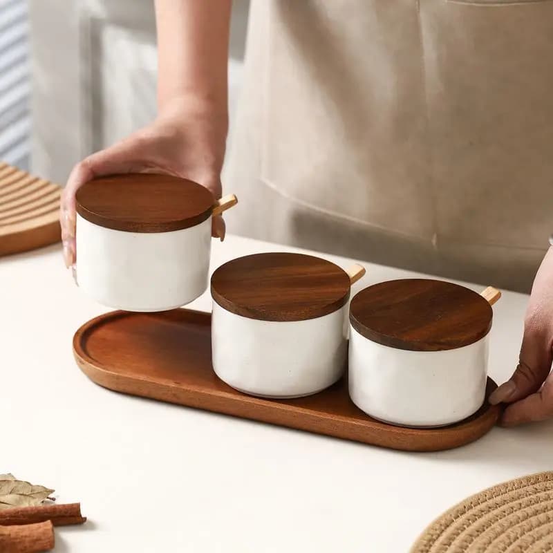 Barattoli di condimento in ceramica creativa Cucina di casa Set MSG Set di tre pezzi per la casa Barattoli di sale, zucchero, peperoncino, salsa di soia, bottiglie di aceto