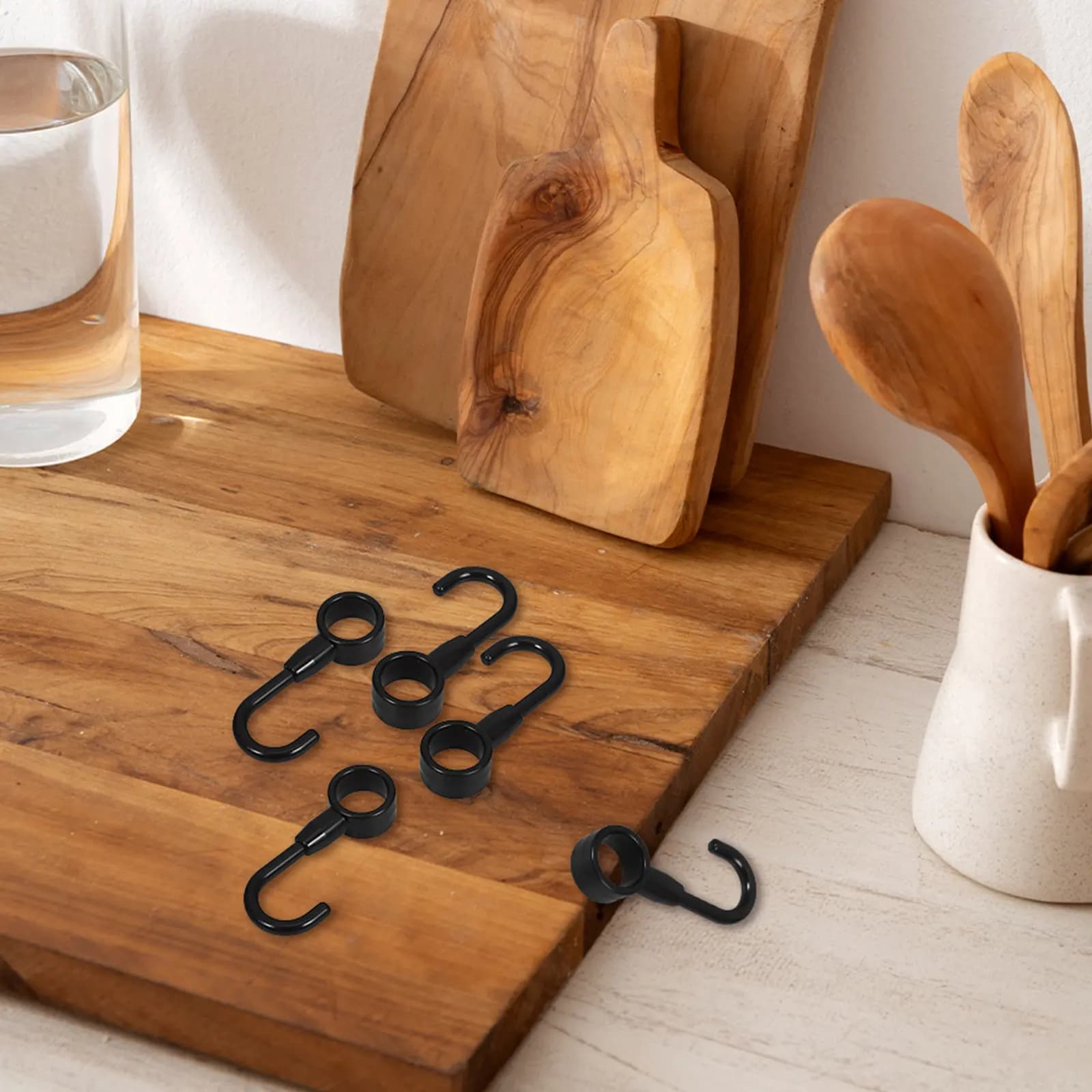 50 Pezzi Ganci in Plastica Robusti, Portasciugamani a Tubo Rotondo, Compatibili con Supporti per Microonde, Design Compatto, Appendiabiti per Casa, Cucina e Armadio