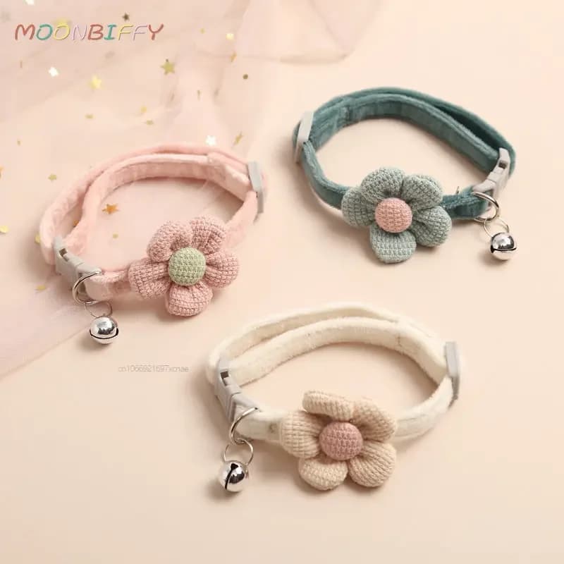 Nuovo bellissimo collare per animali domestici con fiocco, bella collana con campana regolabile, papillon, cravatta per cani in cotone, accessori per animali domestici all'ingrosso
