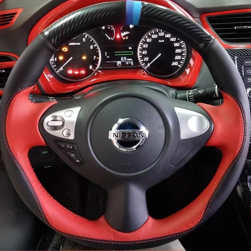 For Nissan Juke Maxima 370Z Hand sewn genuine leather cover with non-slip sports style carbon fiber