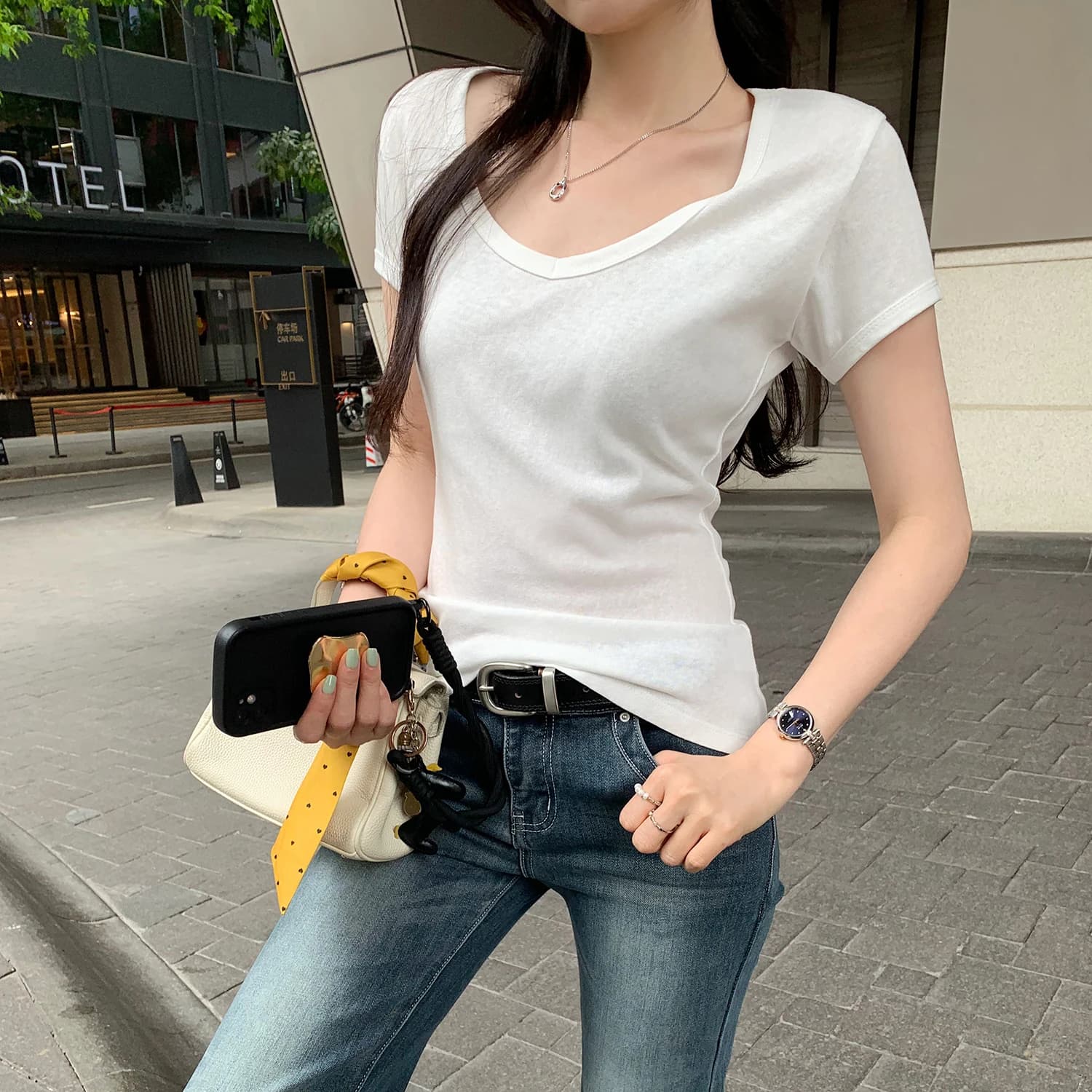 T-shirt da donna giapponese Harajuku con scollo a U e maniche corte, nuovo stile estivo, casual, semplice, tinta unita, versatile