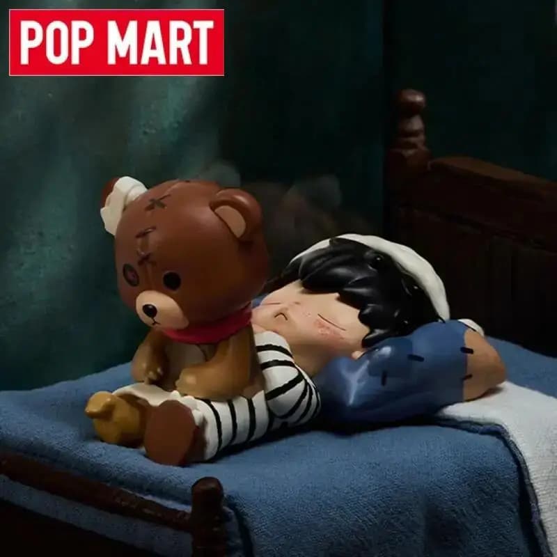 POP MART Hirono Monster Is Carnival Series Blind Box Guess Bag Cute Anime Action Figure Scatola misteriosa Giocattoli Bambole Ornamenti per il desktop