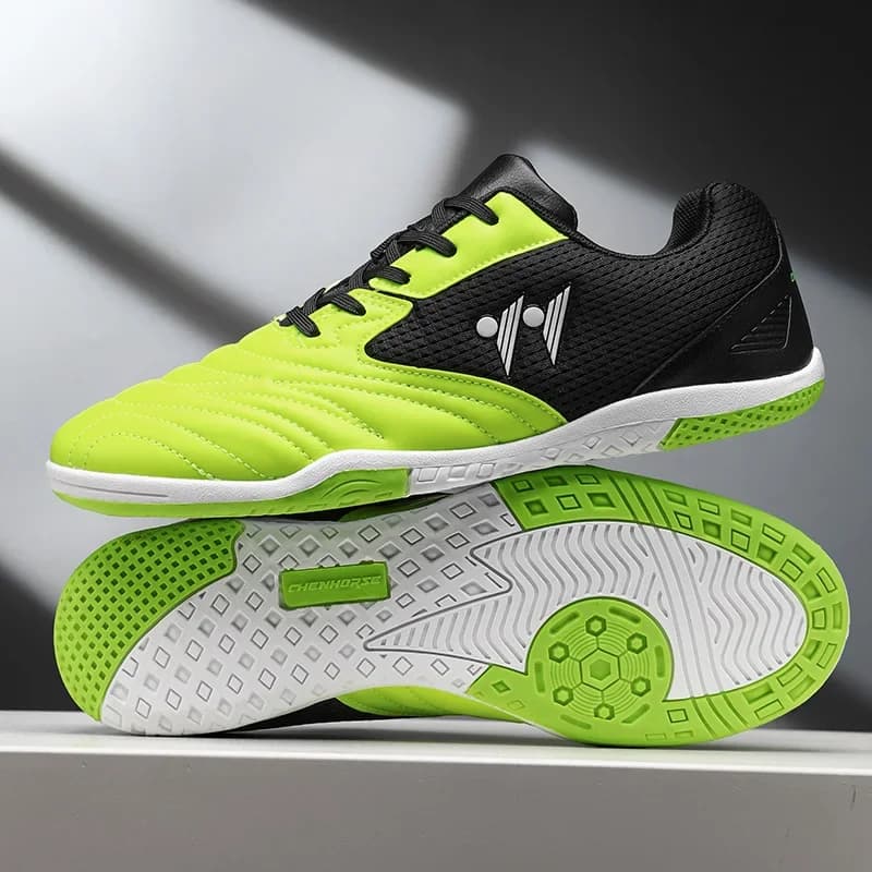 New Men Football Boots Grass Hot-selling Outdoor Soccer Shoes Indoor High-top Non-Slip High-quality Match Futsal Sneakers