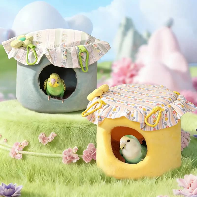 Warm Plush Hanging Bird Nest Parrot Nest, Universal Pet Sleeping Cushion for Small Pets