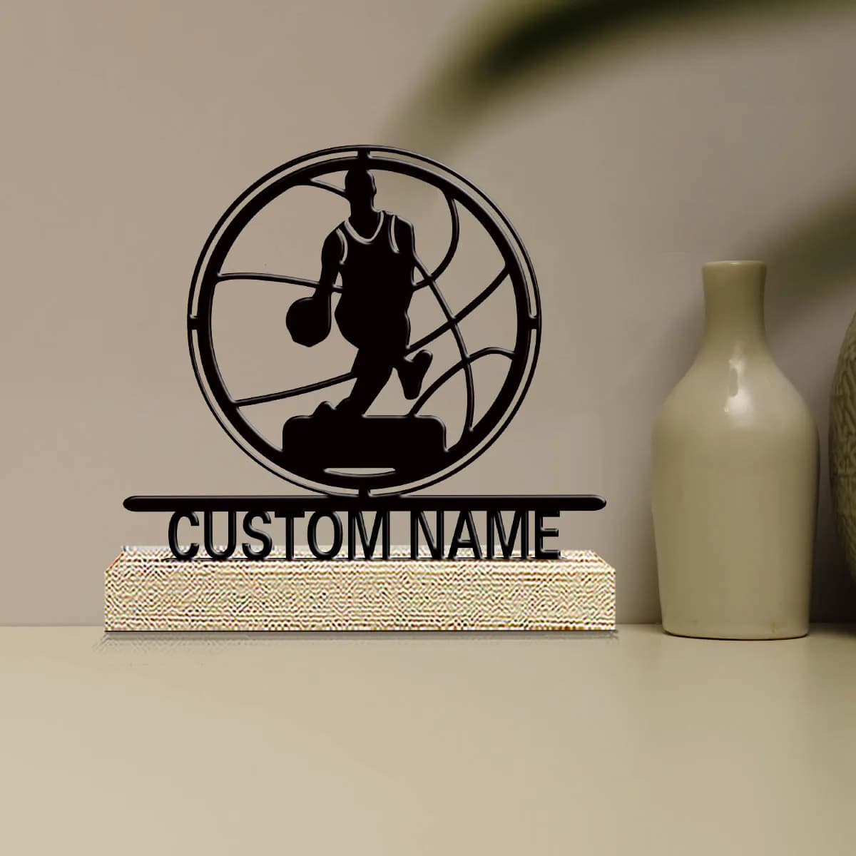 1pc Fashionable Personalized Custom Metal Statue Custom Name Equipped with Wooden Base Holiday Gifts for Family and Friends