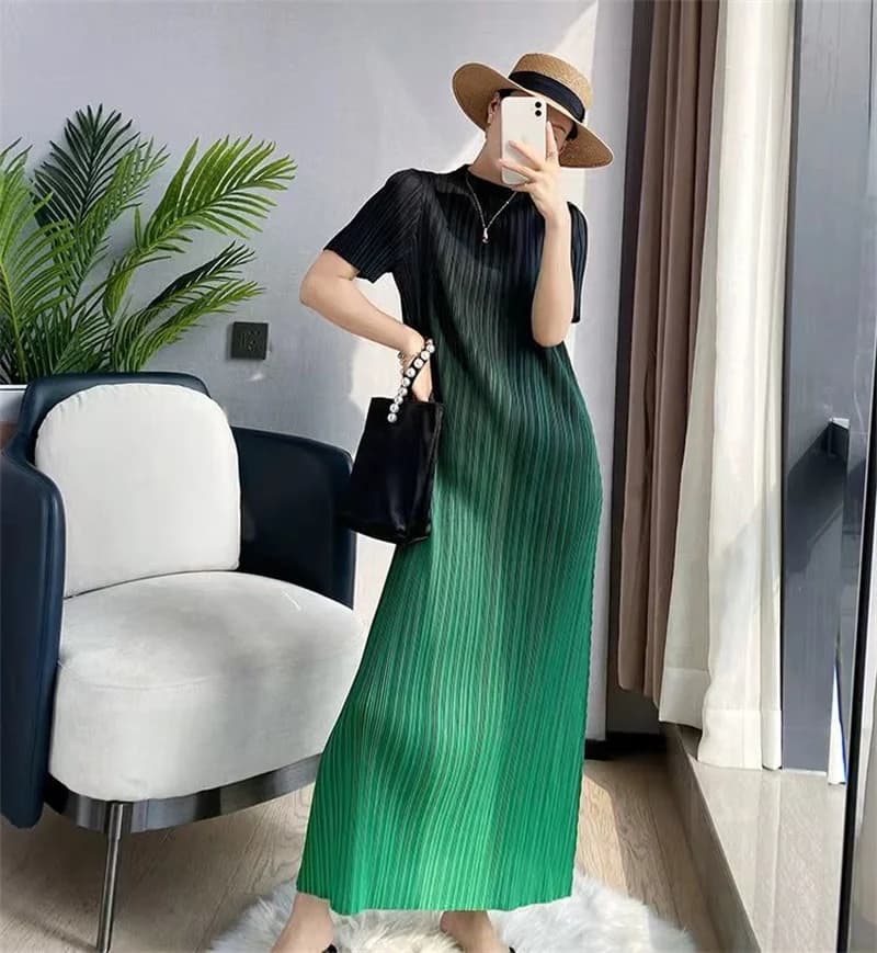 Abiti lunghi Abiti da festa eleganti Donna Abito plissettato Miyake Abito lungo con fondo drappeggiato con cuciture larghe sfumate femminili