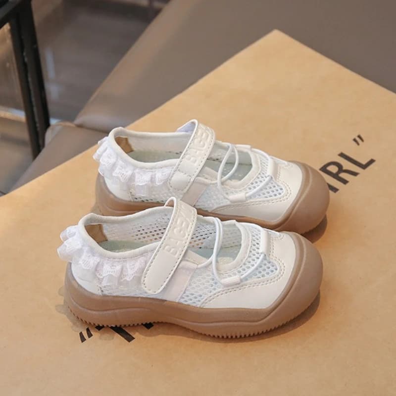 Scarpe da ginnastica estive 2026 nuove per bambini, comode e traspiranti, in rete con lacci per bambine, semplici e versatili, con fondo spesso, casual