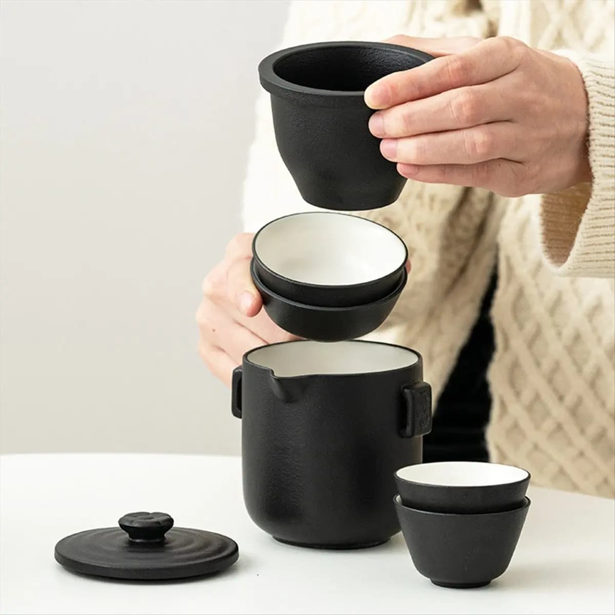 PROFESSIONAL USE Ceramics Teapot Sets 1 Pot 4 Tea Cups Chinese Strainers Portable Travel Teawear Gift for 260ML