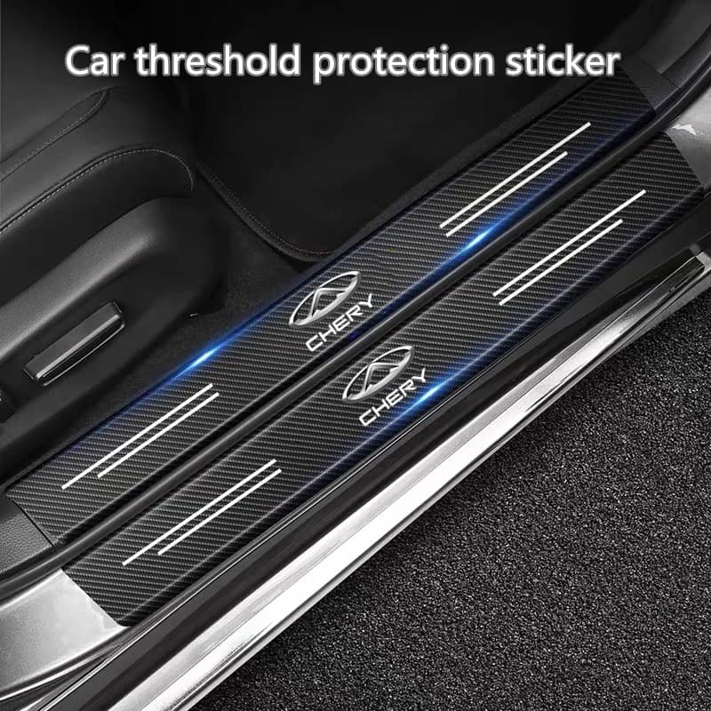 Adesivo per auto in fibra di carbonio Soglia automatica della porta Nastro antigraffio Striscia protettiva per Chery TIGGO 2 3 4 5 7 Pro 8 3X A1 QQ Arrizo