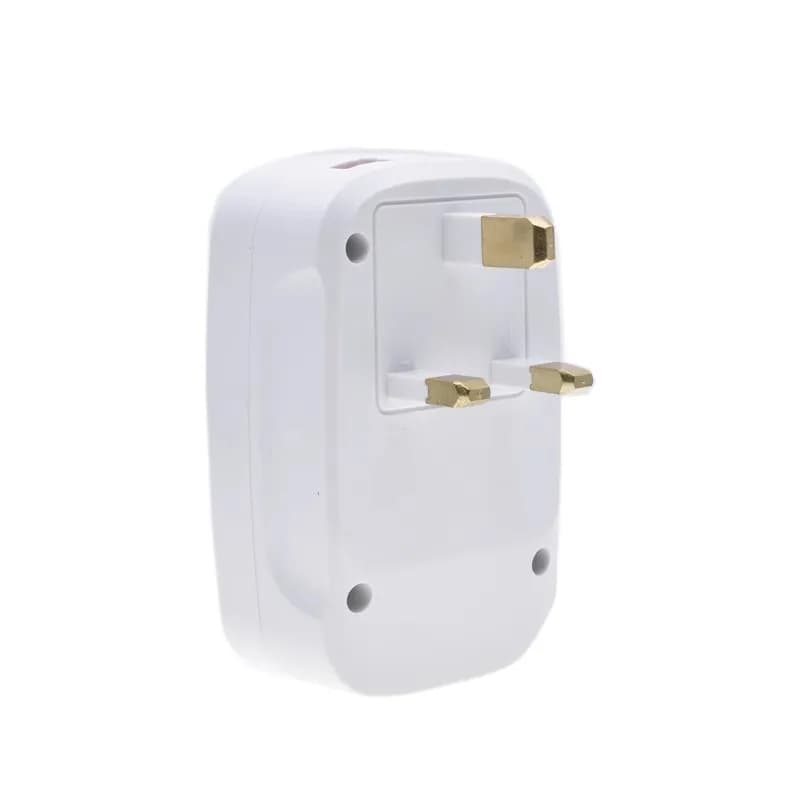 1pcs/lot Travel socket Singapore dual USB adapter US standard to British standard adapter 823E Travel