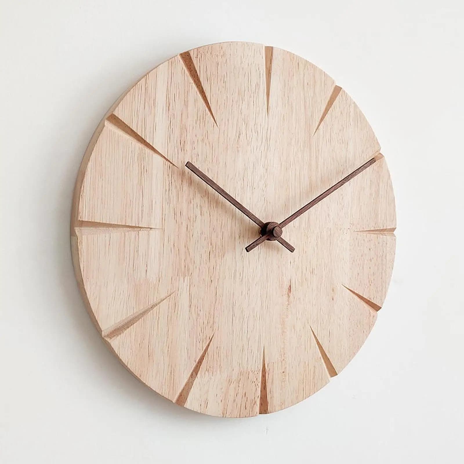 Silent round wooden wall clock for kitchen restaurant living room