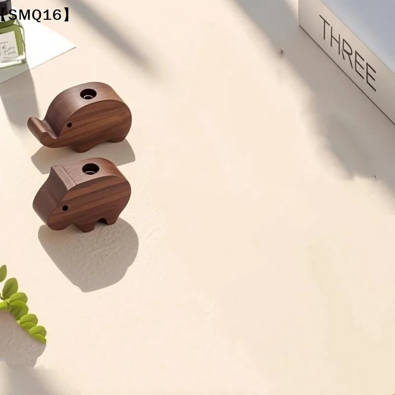 Cute Handmad Wooden ElephantEssential Oil Diffuser Home Perfume Diffuser Expander Beech Wood Reed Diffuser Bottle【SMQ】