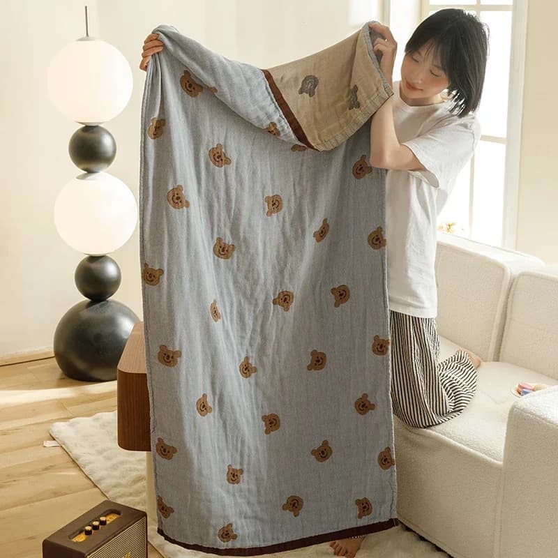 Bathroom towel with cute bear print for adults soft absorbent cotton gauze blanket beach bathrobe bath towels for cartoons
