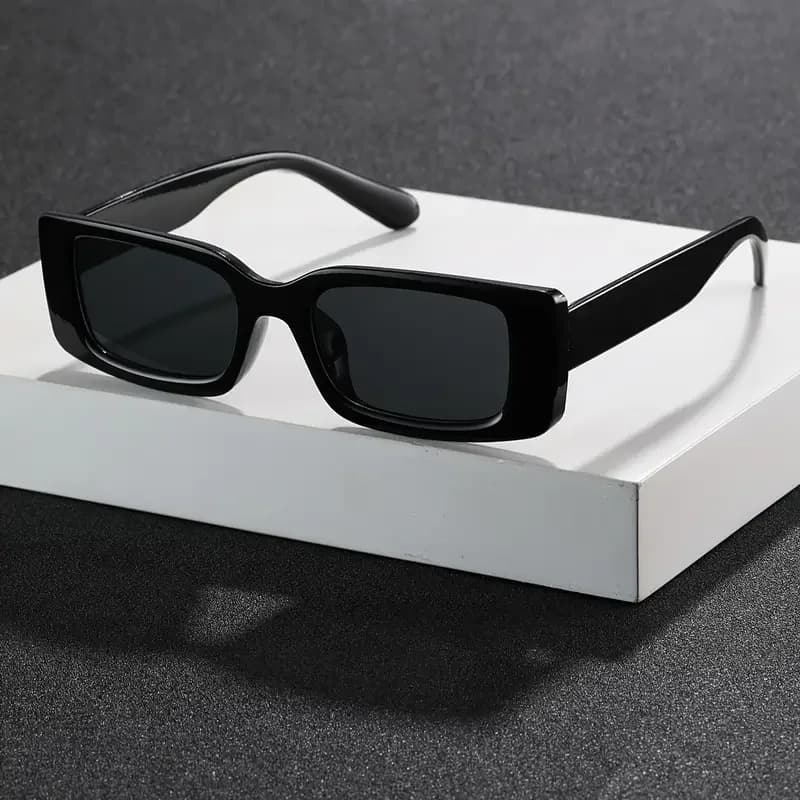 Fantastici occhiali da sole con montatura quadrata, semplici occhiali neri alla moda per uomini e donne, decorazioni quotidiane per feste all'aperto, scelta ideale per regali